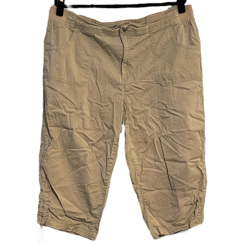 🌻 Basic Editions Cargo Style Long Shorts
